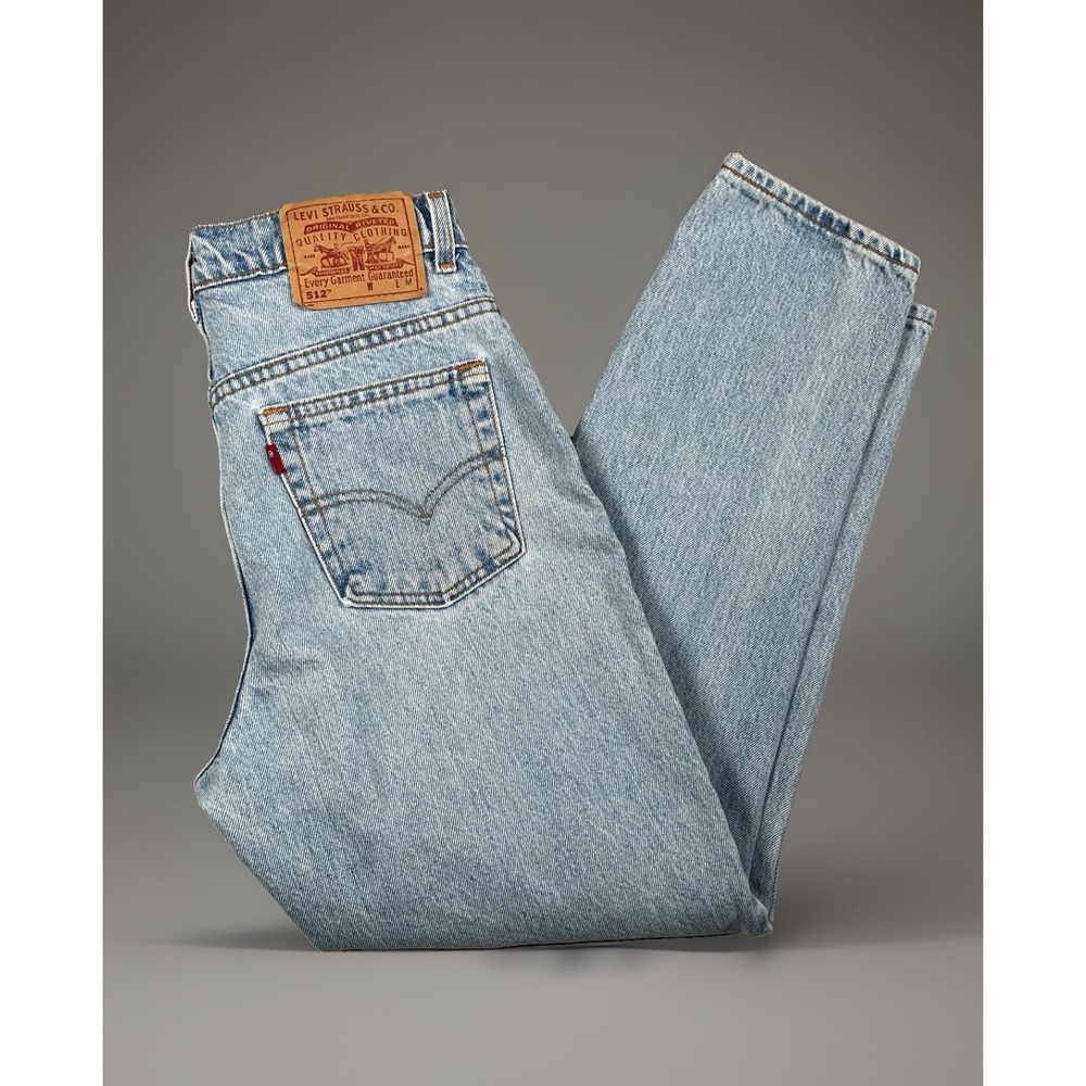 LEVI'S Women's 512 Slim Straight Vintage USA Denim Jeans 8 Petite Light Wash